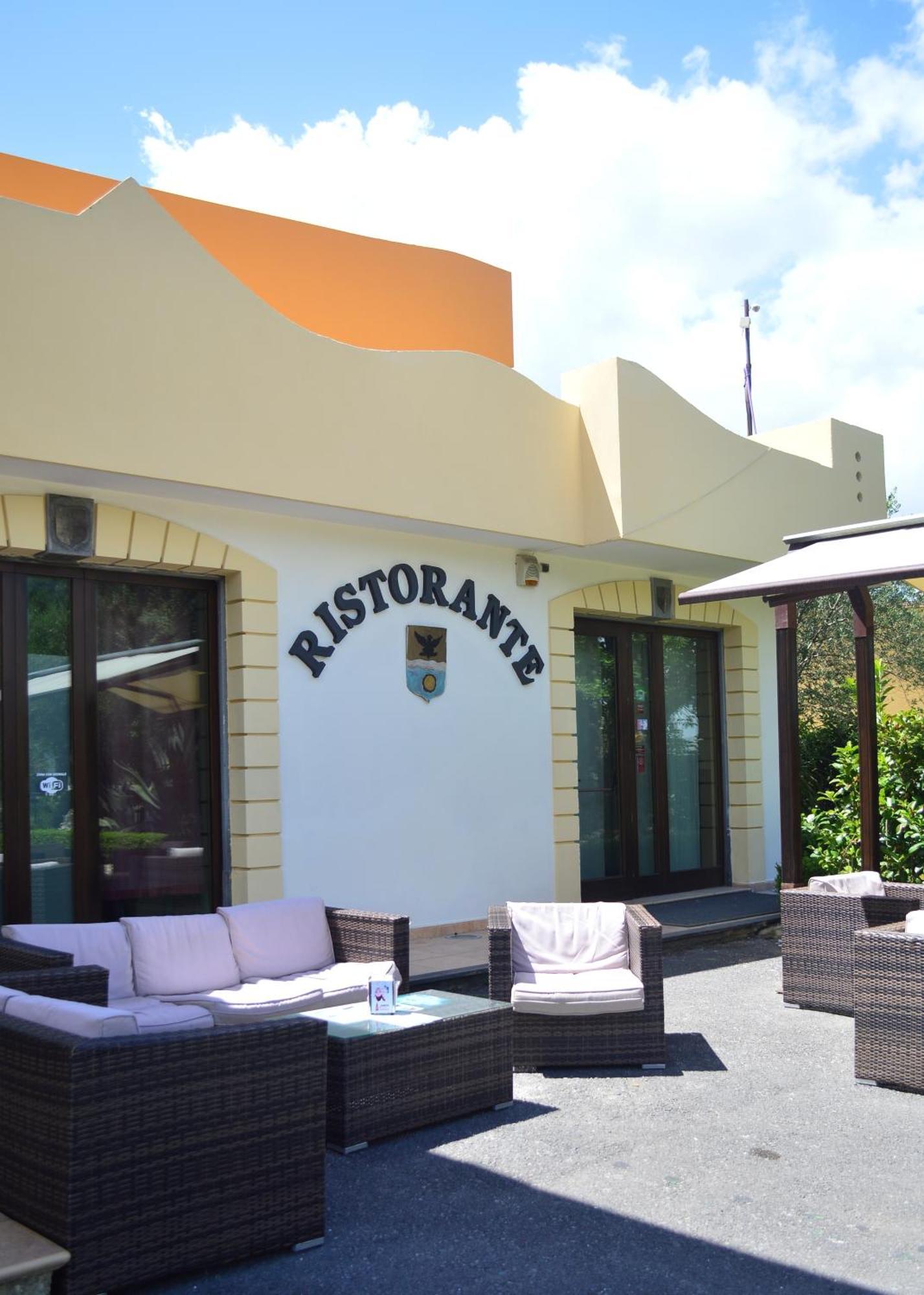 Hotel Il Cavaliere Sarno Ngoại thất bức ảnh