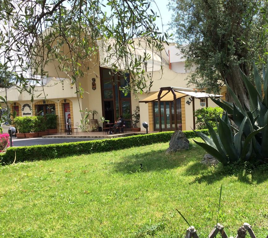 Hotel Il Cavaliere Sarno Ngoại thất bức ảnh